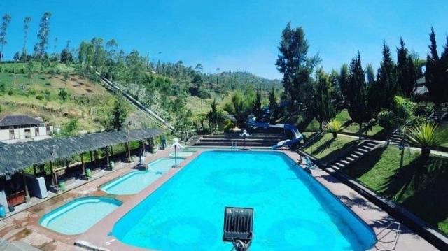 Awit Sinar Alam Darajat