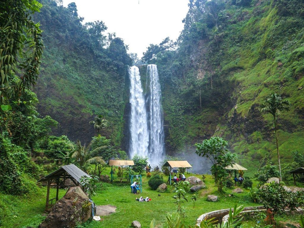 Curug Sanghyang Taraje